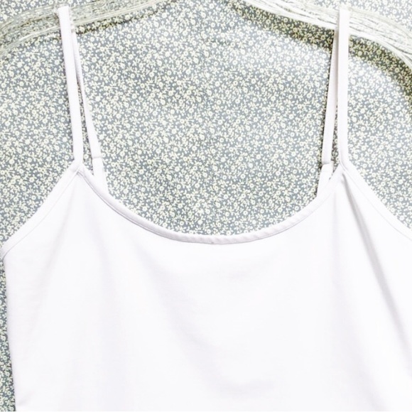 Blushe Impression by Spiegel Stretch White Camisole Size Medium - Picture 6 of 9